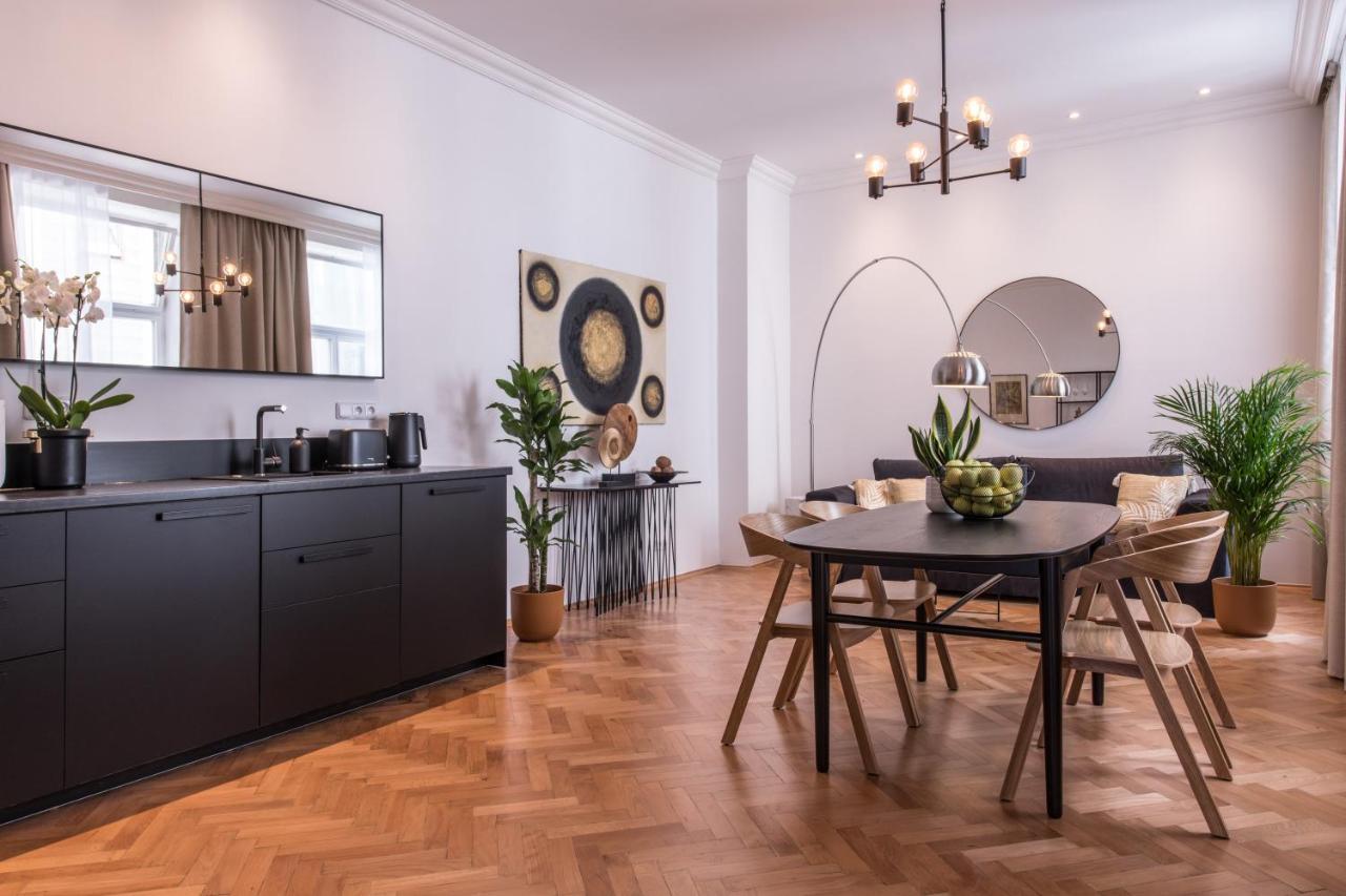 New Design Apt - Central Location Wenceslas Square Prag Exteriör bild